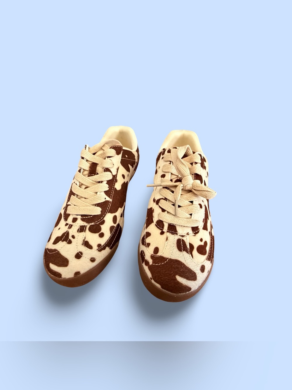 Cushionaire Cow Print Casual Sneakers - Brown & Cream - Picture 2 of 6